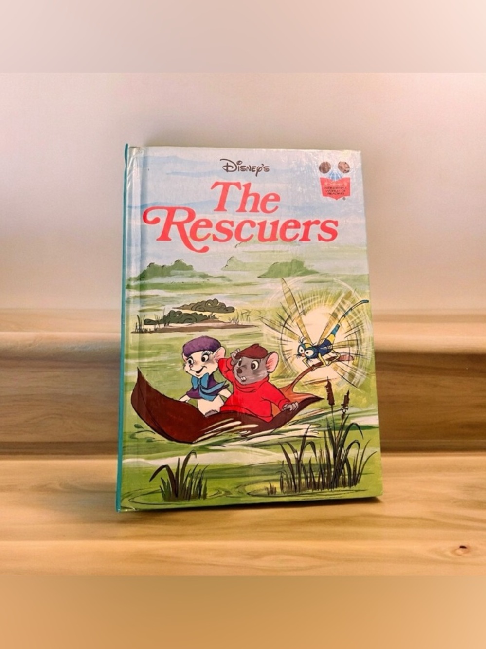 Vintage Walt Disney's Wonderful World Reading The Rescuers Hard Cover Book 1977